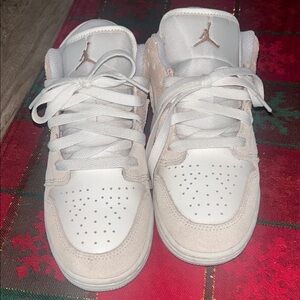 Jordan Kids Sneakers in White and Tan